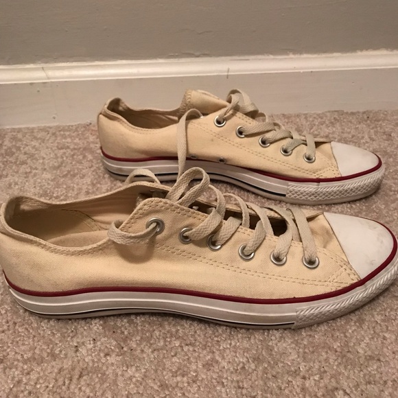 converse cream colour